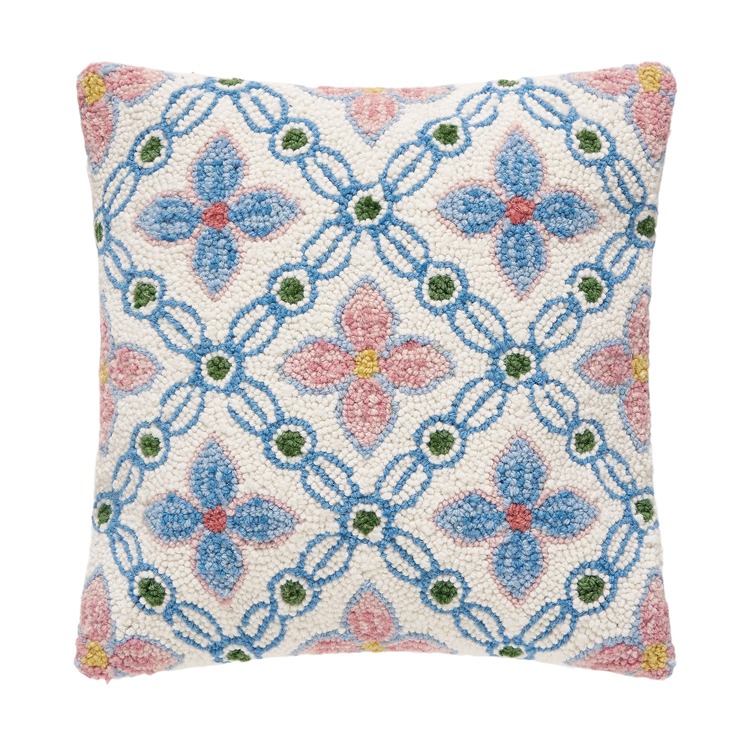 30AV1548C16SQ 16 x 16 in. Vintage Floral Tile Square Poly Fill Hook Pillow