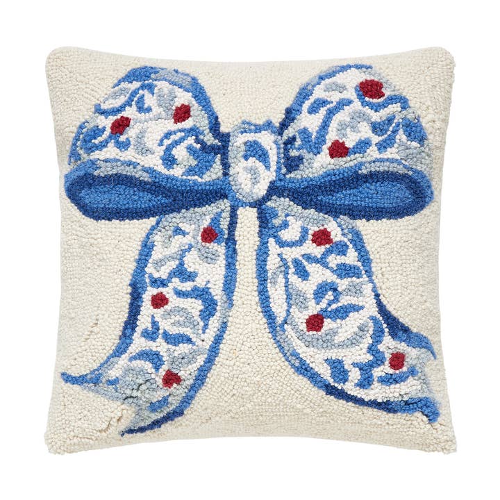 31SJM11468C16SQ 16 x 16 in. Chinoiserie Bow Poly Filled Hook Pillow
