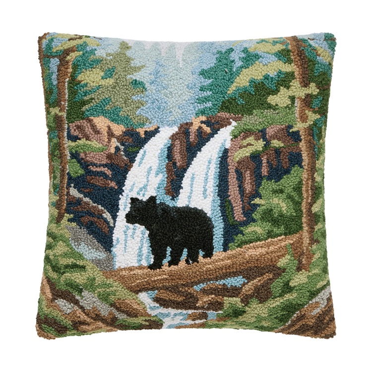 30SJM11459C18SQ 18 x 18 in. Forest Bear Poly Filled Hook Pillow