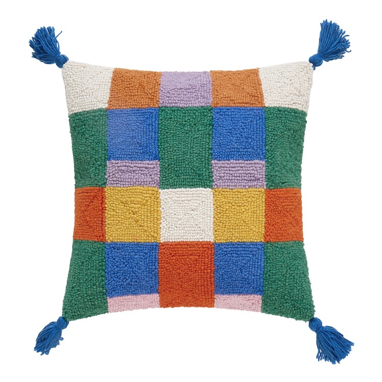 30EO257C16SQ 16 x 16 in. Colorful Check with Tassels Poly Fill Hook Pillow