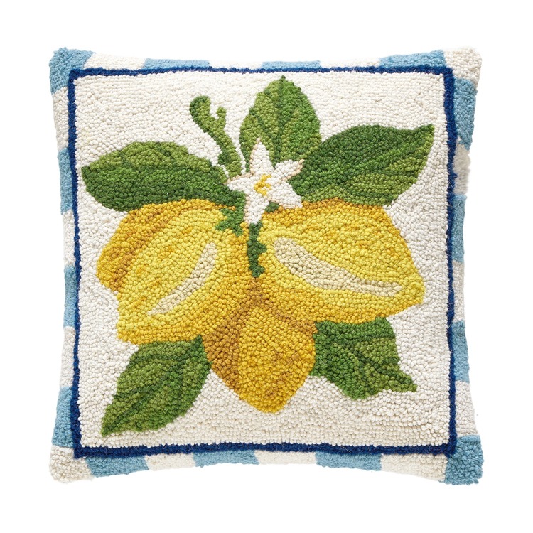 30AV1536C16SQ 16 x 16 in. Summer Lemon Bunch Poly Fill Hook Pillow