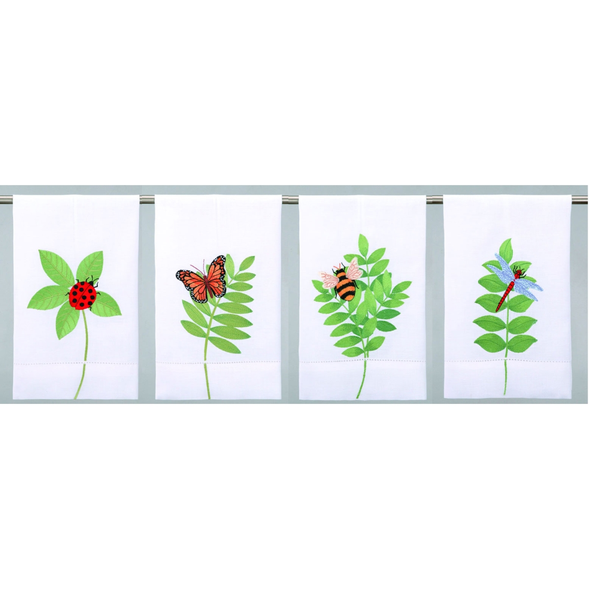 Picture of Peking Handicraft 04SS64WC 14 x 22 in. Insects on Leaves GT 4 Design Kitchen Towel