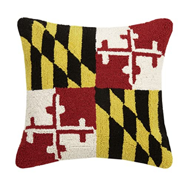 30GY244C18SQ 18 x 18 in. Maryland Flag Square Poly Fill Hook Throw Pillow, Multi Color