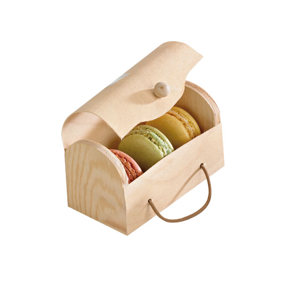 Wood Box for 3 Macarons with Latch 4.2 x 3 x 2.25 in.