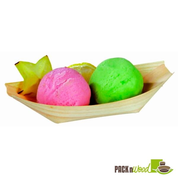 3.5 oz Medium Wooden Boats - 5 x 3 x 1.3 in.