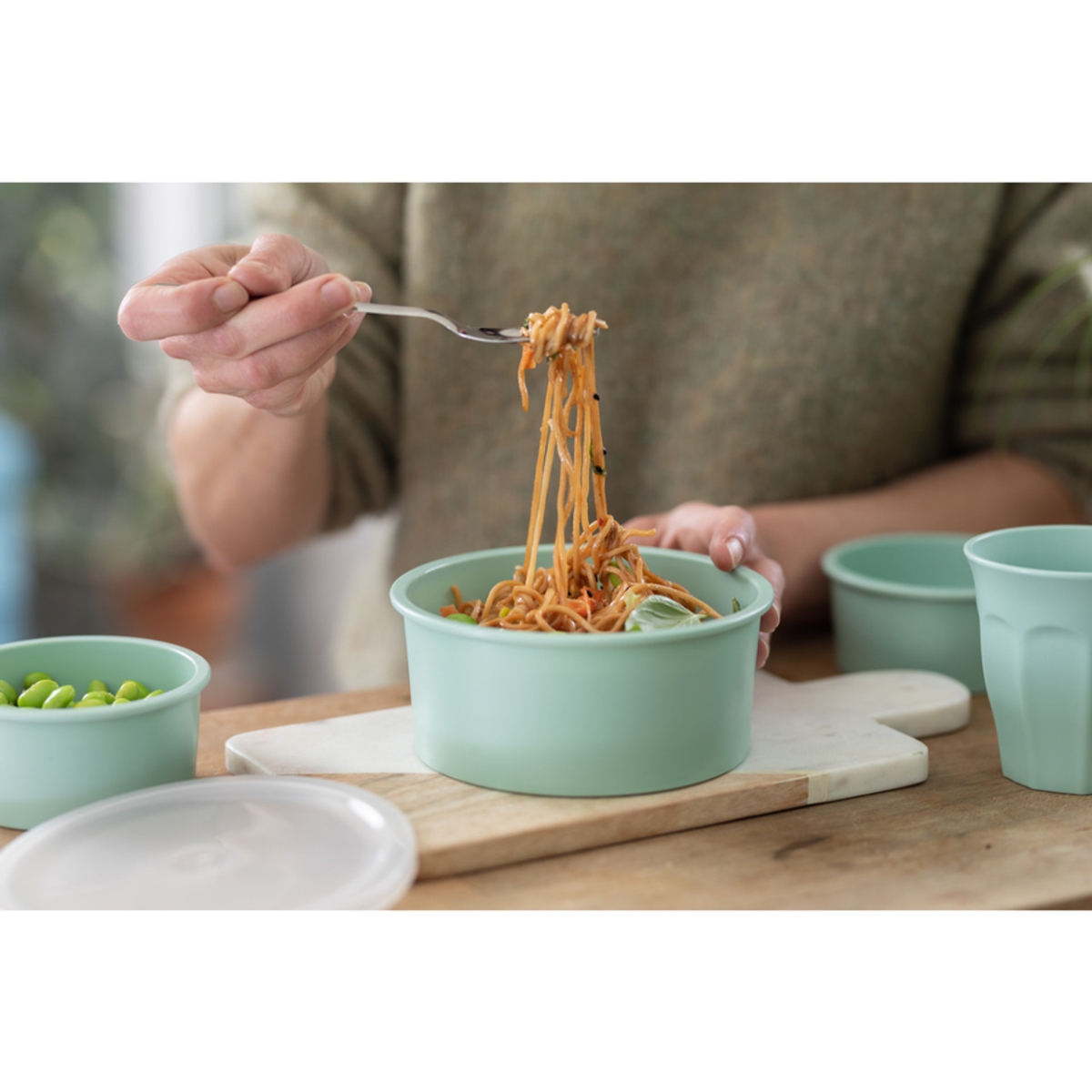 Picture of Packnwood 294RPL251 4.2 x 0.3 in. Phoenix Reusable Translucent Lid, Clear - 24 Piece
