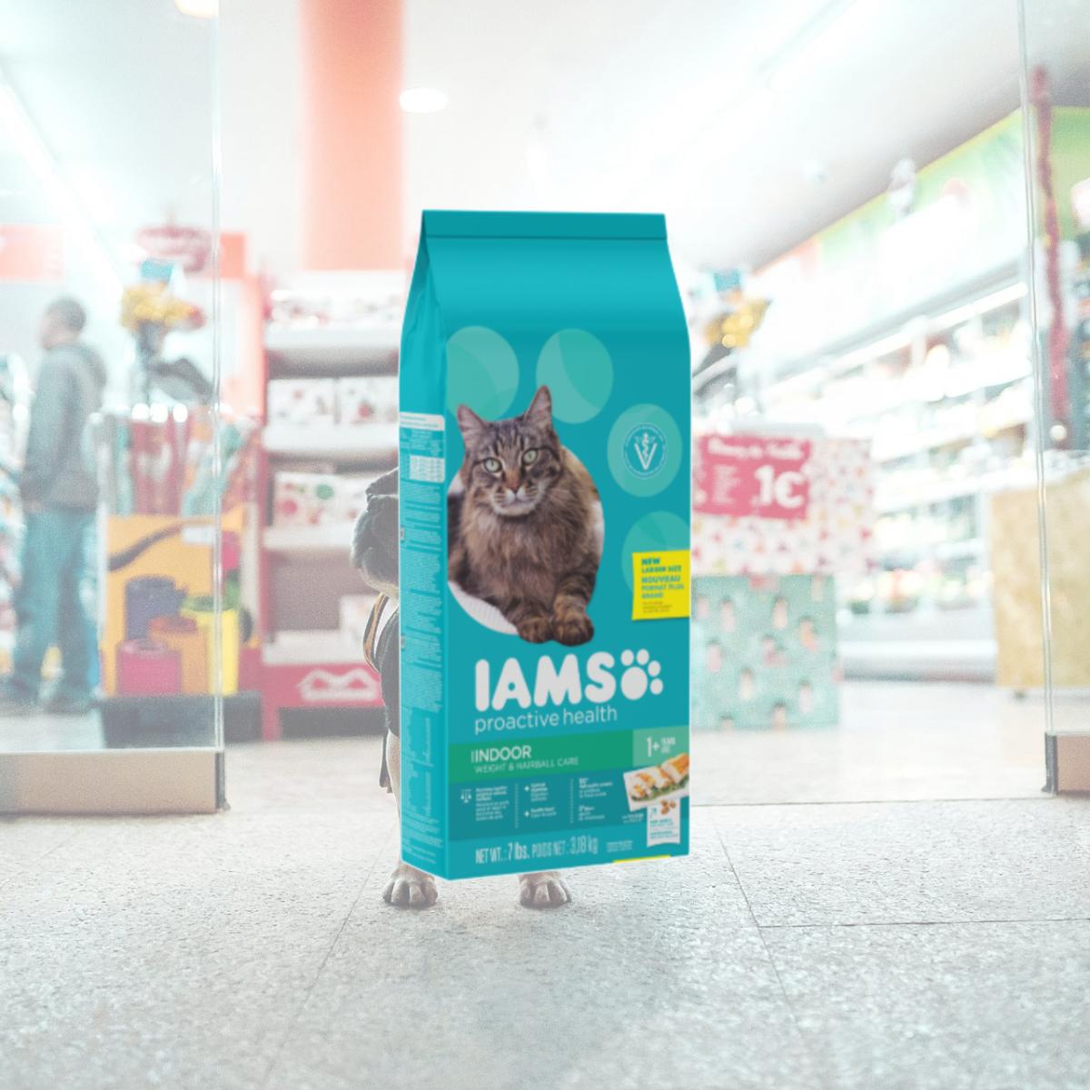 Picture of Iams 111261 7 lbs Proactive Health Indoor Weight & Hairball Care Chicken Cat Food, 4 Count