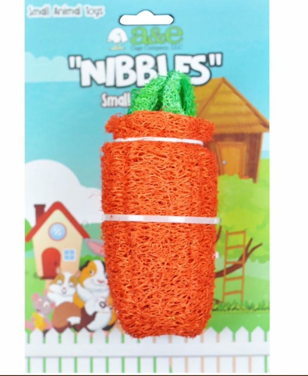 Picture of A&E Cage 644169 Nibbles Loofah Carrot for Small Animal Toy - Large