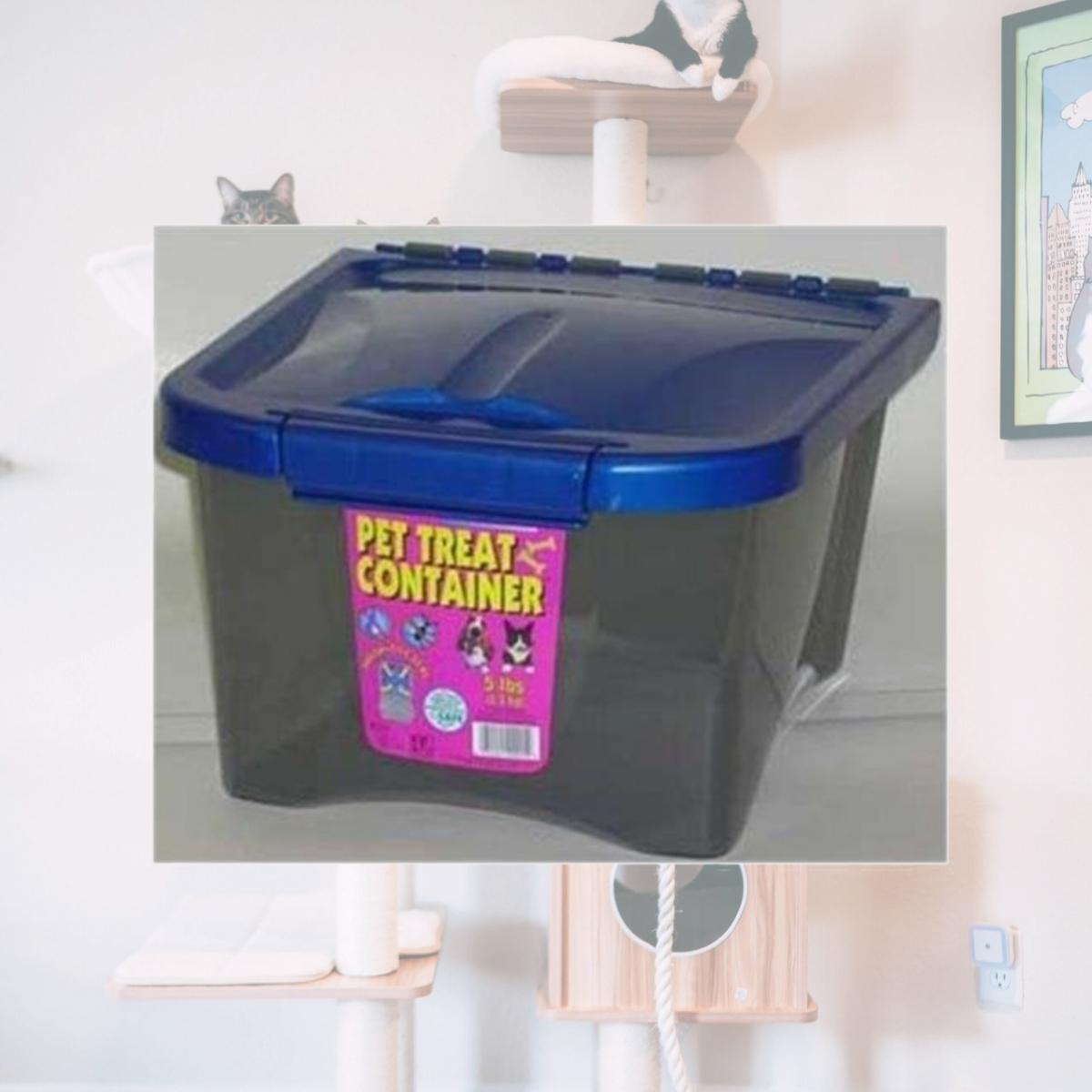 Picture of Van Ness Plastics 794070 Pet Food Container 5Lb