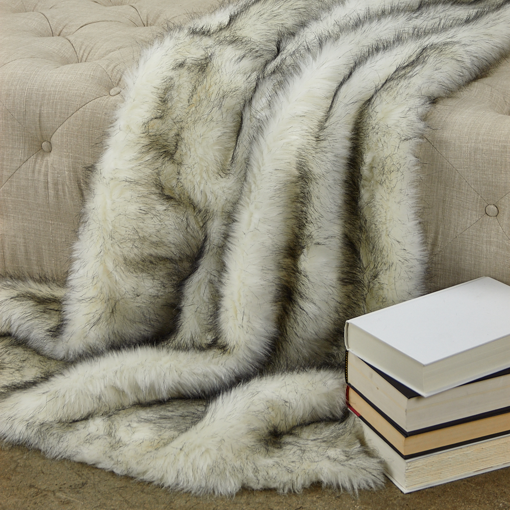 Polar Bear Faux Fur Luxury Throw Blanket, White & Black - Queen