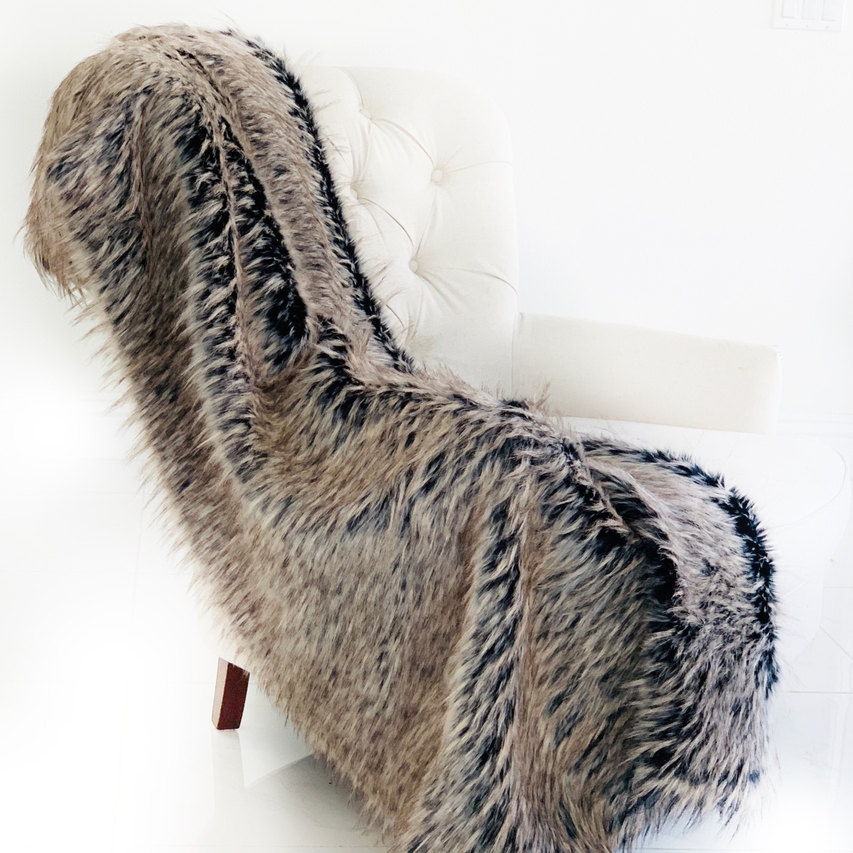 36 x 60 in. Plush Handmade Luxury Faux Fur Throw, Foxy Brown & Gray