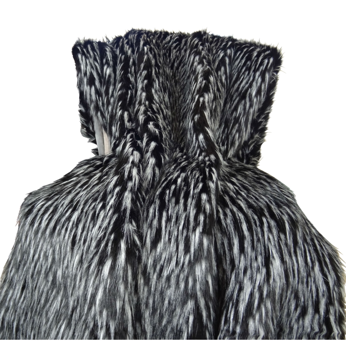 Wolf Faux Fur Handmade Blanket, Black & White - 108 x 90 in.