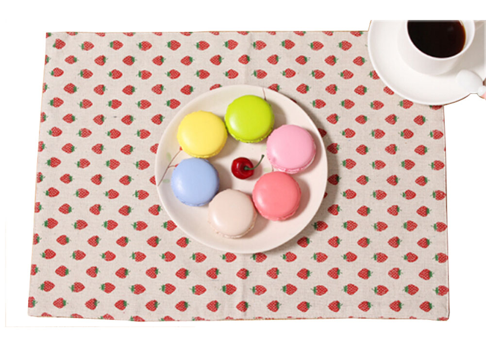 Picture of Panda Superstore PS-HOM3742001-RAY00037 Lovely Cloth High-Grade Strawberry Place Mats Kitchenware - 33 x 48 cm - Set of 2