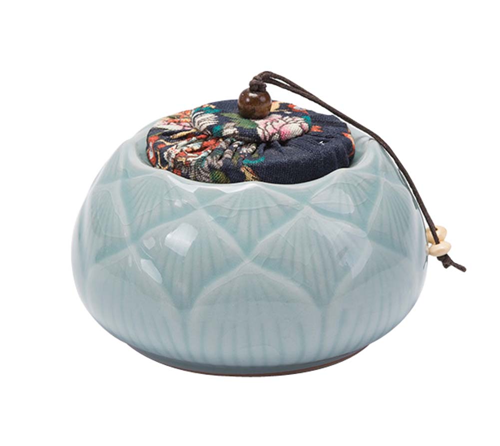 Picture of Panda Superstore KS-HOM3744111-ALAN00550 Japanese Style Ceramic Loose Tea Tin & Tea Caddy & Tea Canister - B01