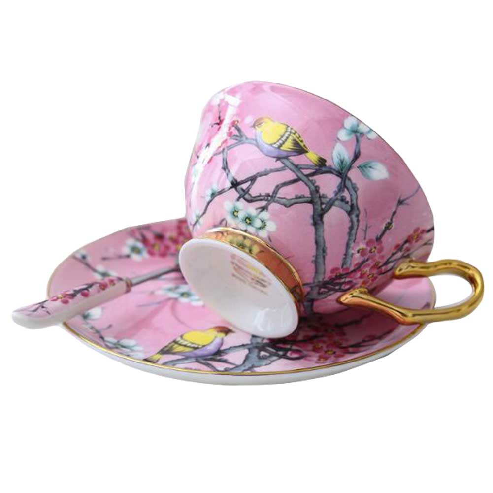 Picture of Panda Superstore PF-HOM9302388011-DORIS00162-RP 6.4 oz Porcelain Autumn China Painting Tea Cup & Saucer Set, Multi Color