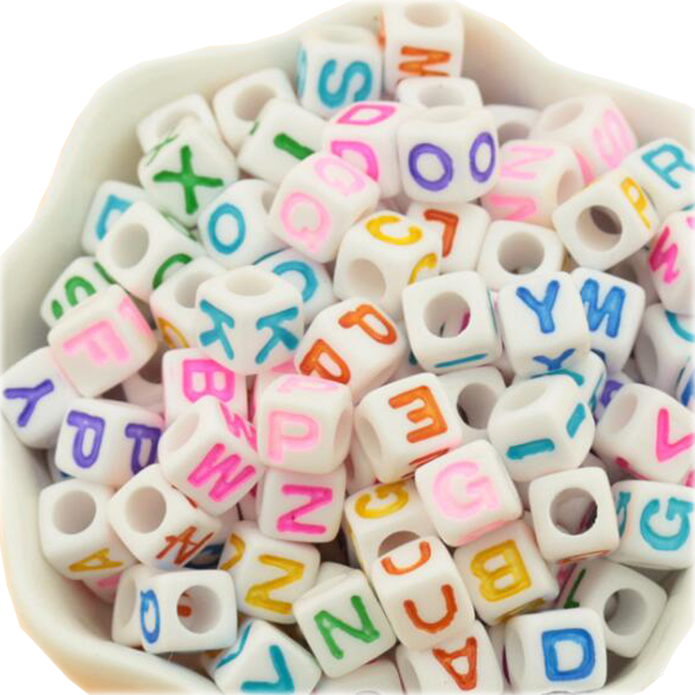Picture of Panda Superstore EM-HOM12896081-GIYA00908 Acrylic Letter A-Z Beads for Kids Ornaments Jewelry Making, Multi Color - 150 Piece