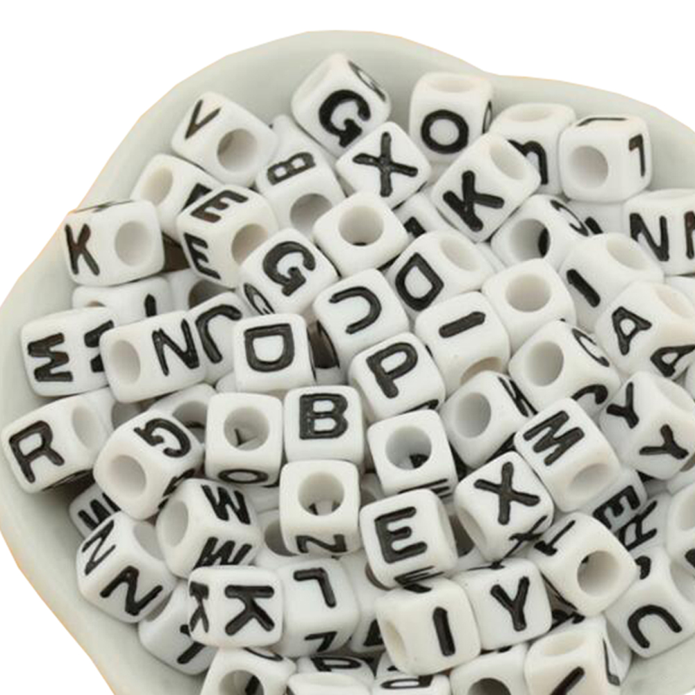 Picture of Panda Superstore EM-HOM12896081-GIYA00909 Acrylic Letter A-Z Beads for Making Gifts, Multi Color - 150 Piece