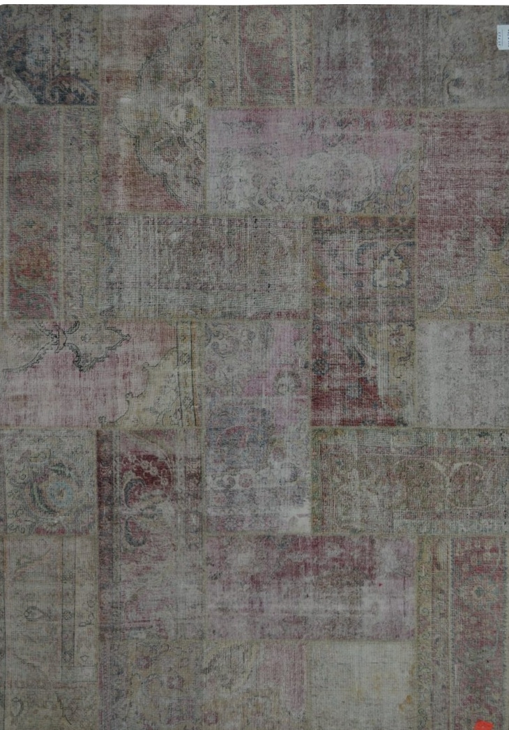 Patchwork Collection Hand-Knotted Lamb's Wool Area Rug- Beige - 6'11' X 9' 9'