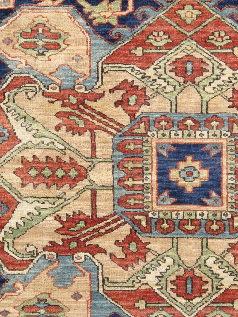 PH-3 12X15  Serapi 12' x 15' Hand-Knotted Wool Ivory/Navy Rug - All Ages, Indoors