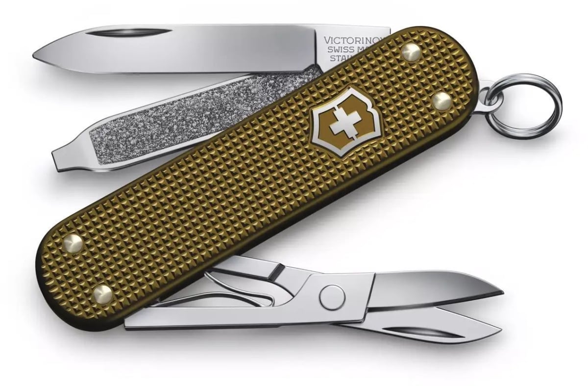VIC-0.6221.L24 58 mm 2025 Victorinox Classic Alox Knife, Terra Brown -  Pro-Cut
