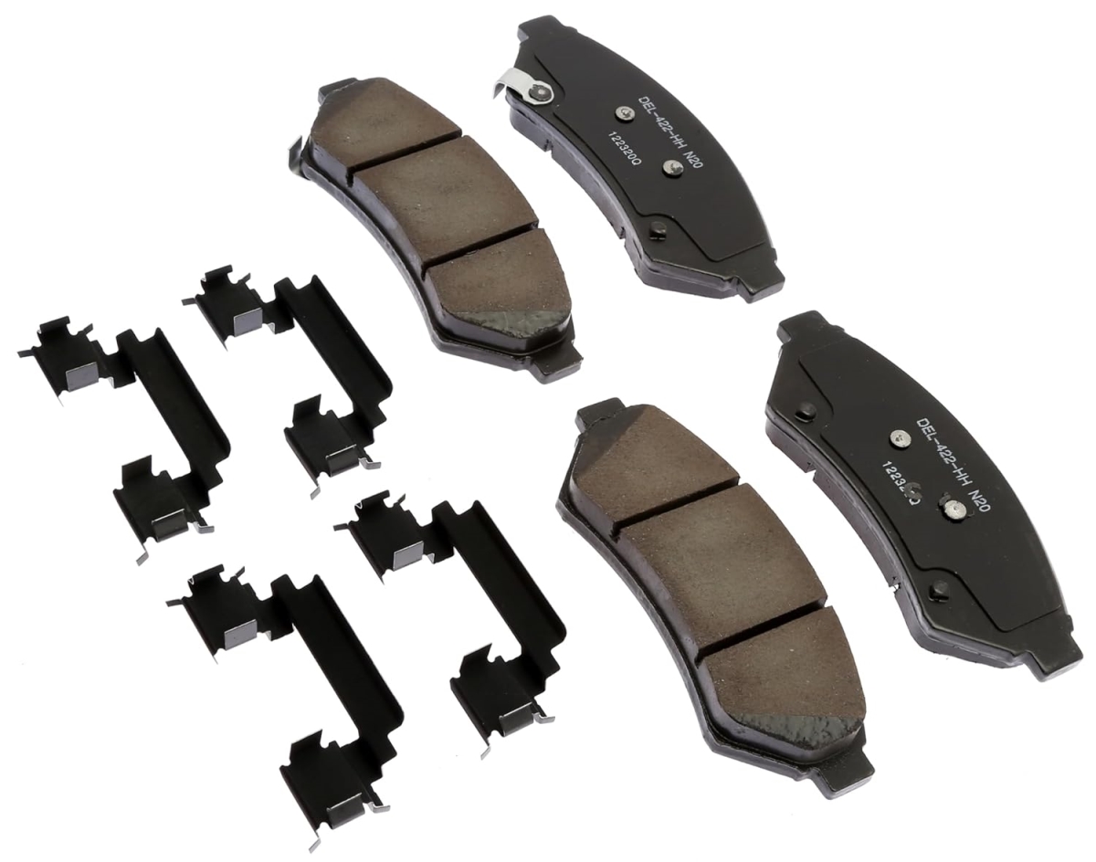 17D1075CHF2 Front Disc Brake Pad Set for 2005-2009 Buick Allure
