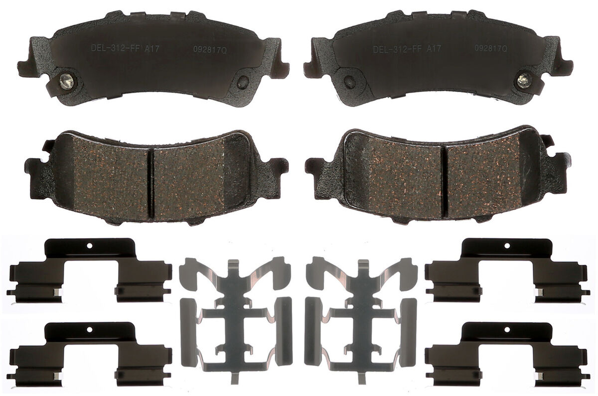 17D792CHF2 Rear Disc Brake Pad Set for 2003-2005 Chevrolet Astro