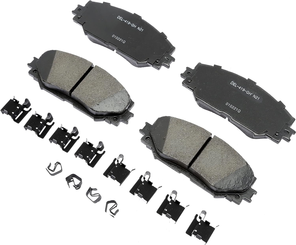 17D1210CHF1 Front Disc Brake Pad Set for 2019 Toyota Corolla