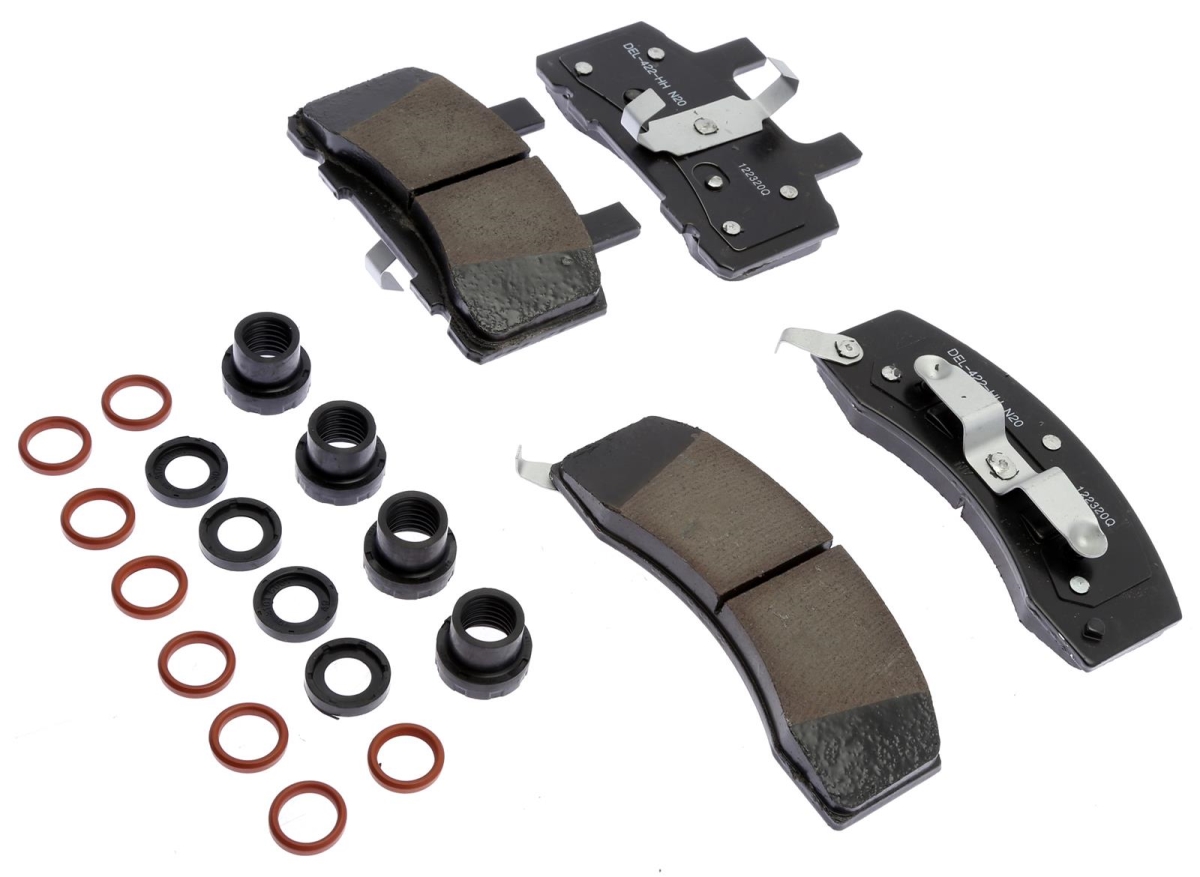 17D370CHF1 Front Disc Brake Pad Set for 1992-1999 Chevrolet K2500 Suburban
