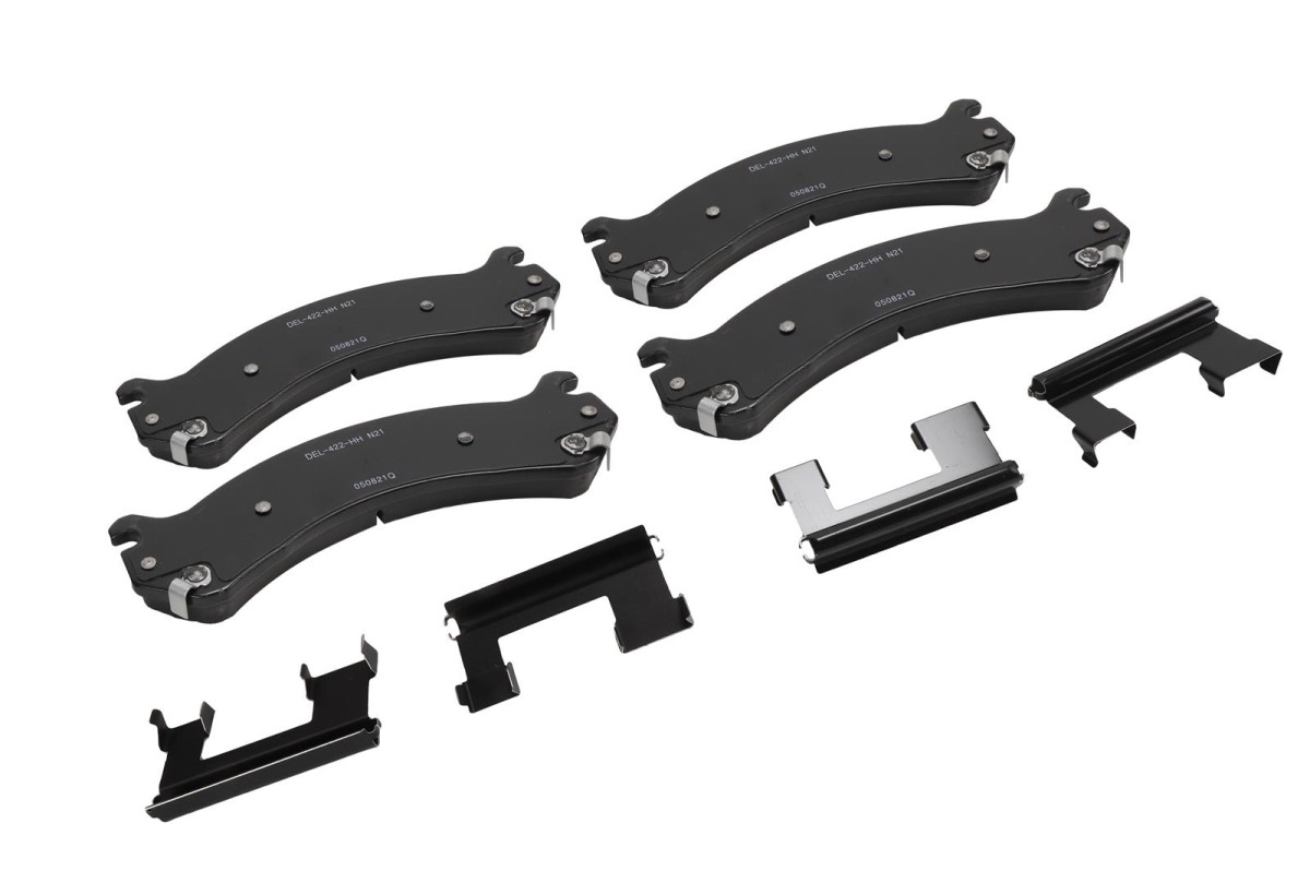 17D909CHF1 Rear Disc Brake Pad Kit for 2007-2010 GMC Sierra 3500 HD