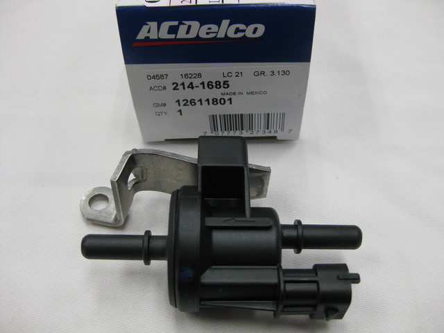 19432156 Evaparator Valve Assembly for 2007-2008 Buick Allure