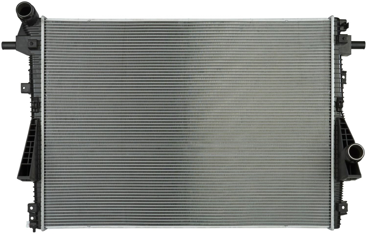 CU13230 Complete Radiator for 2011-2016 Ford F-250 Super Duty Base V8 6.7L