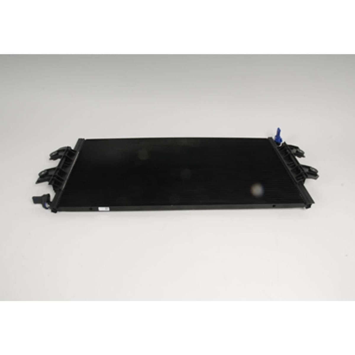 15-62890 A-C Condenser Assembly for 2003-2014 GMC Savana 1500