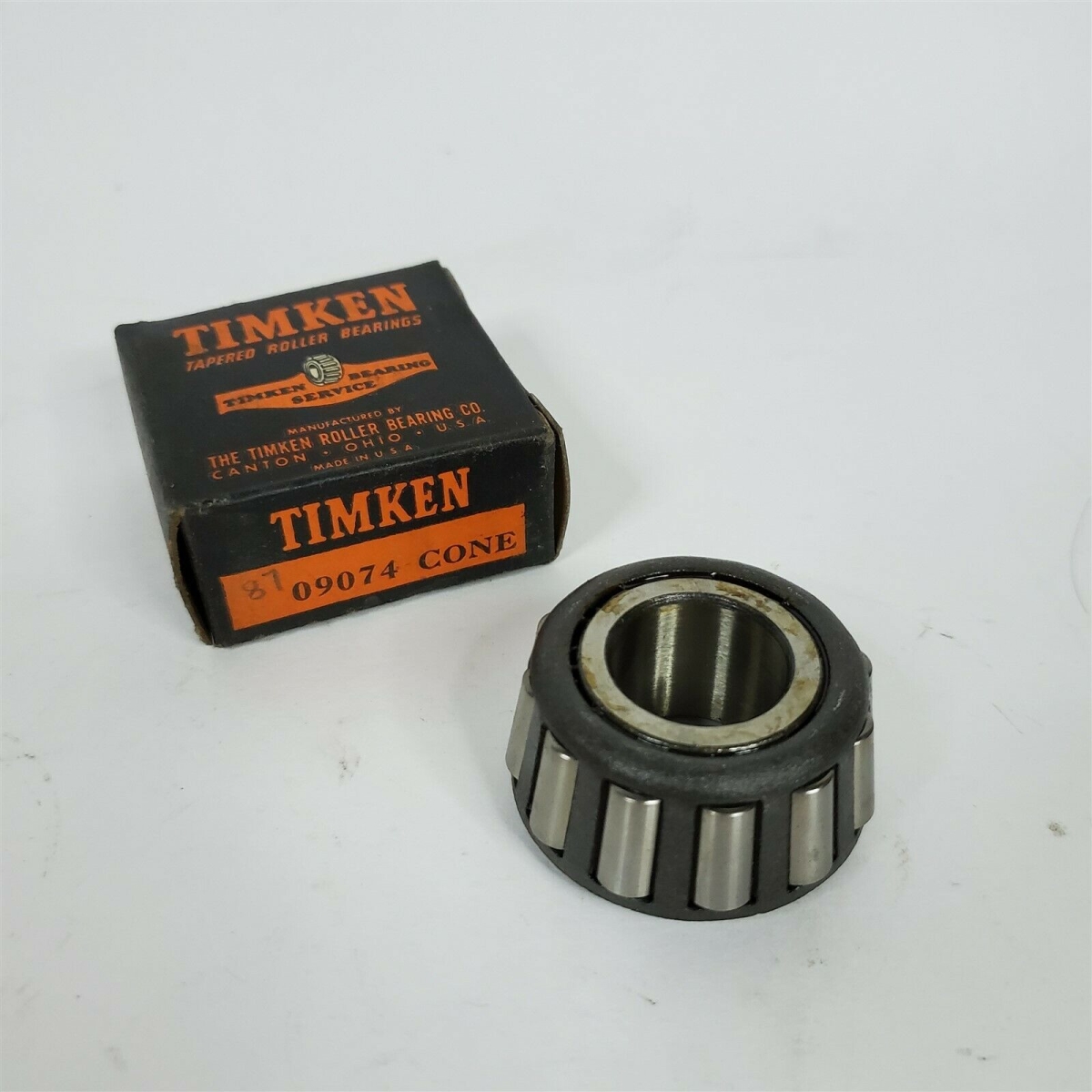 9074 Single Row Tapered Bearings