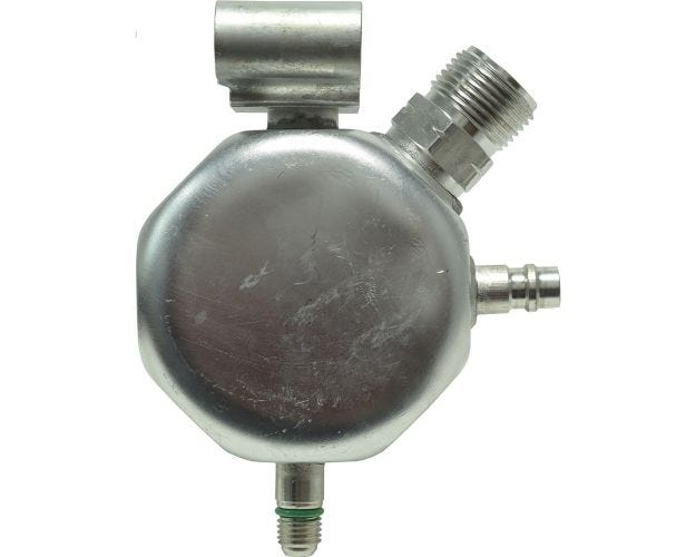 RD5250C A&C Accumulator for 2001-2002 Chevrolet G30