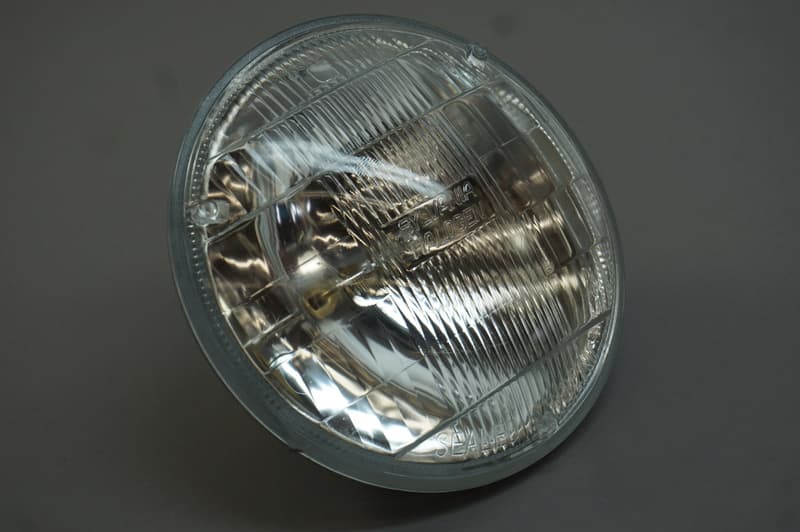30833 Heavy Duty Sealed Beam