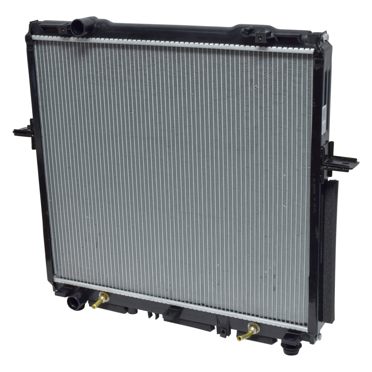RA2585C Standard Replacement Radiator for 2003-2006 KIA Sorento