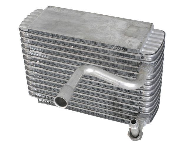 EV939682PFC A&C Evaporator Core for 2003-2005 Lincoln Aviator - Rear