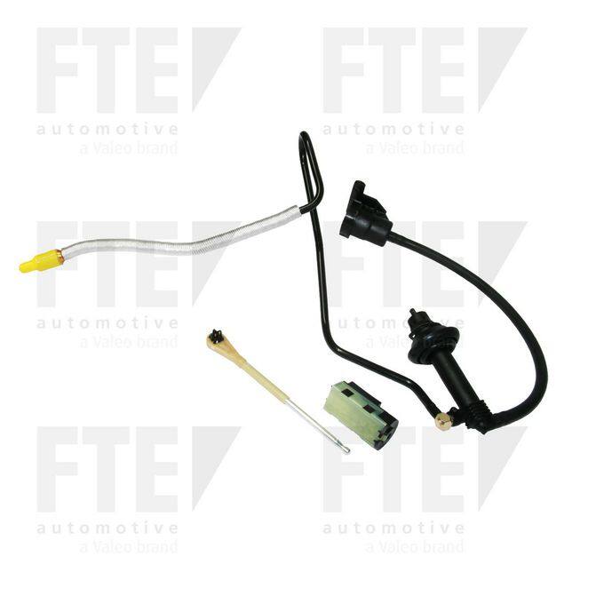 5201016 Clutch Master Cylinder