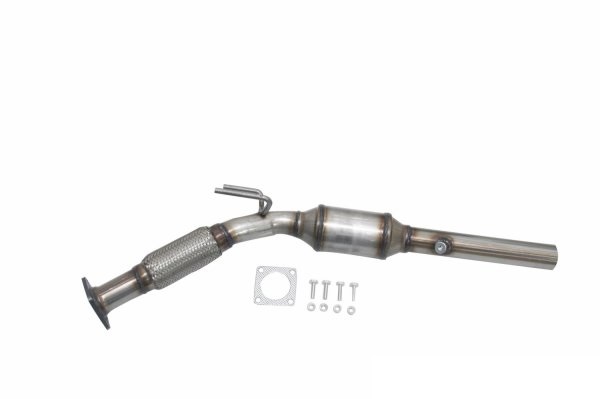 OPCE7013 Rear Direct Fit Catalytic Converter for 2010 Volkswagen Golf
