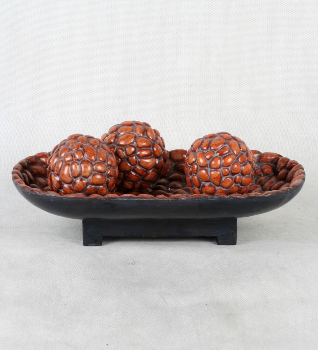 4 in. Bowl with 3 Piece Spheres