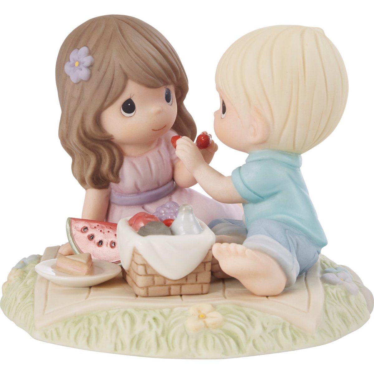 Picture of Be the Light Christian Bookstore 212004 Porcelain Couple Figurine with Picnic Basket, White