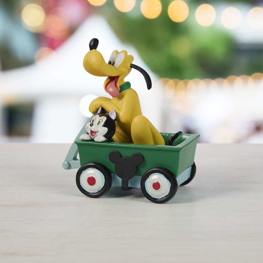 201704 Disney Showcase Disney Collectible Parade Pluto and Figaro Figurine