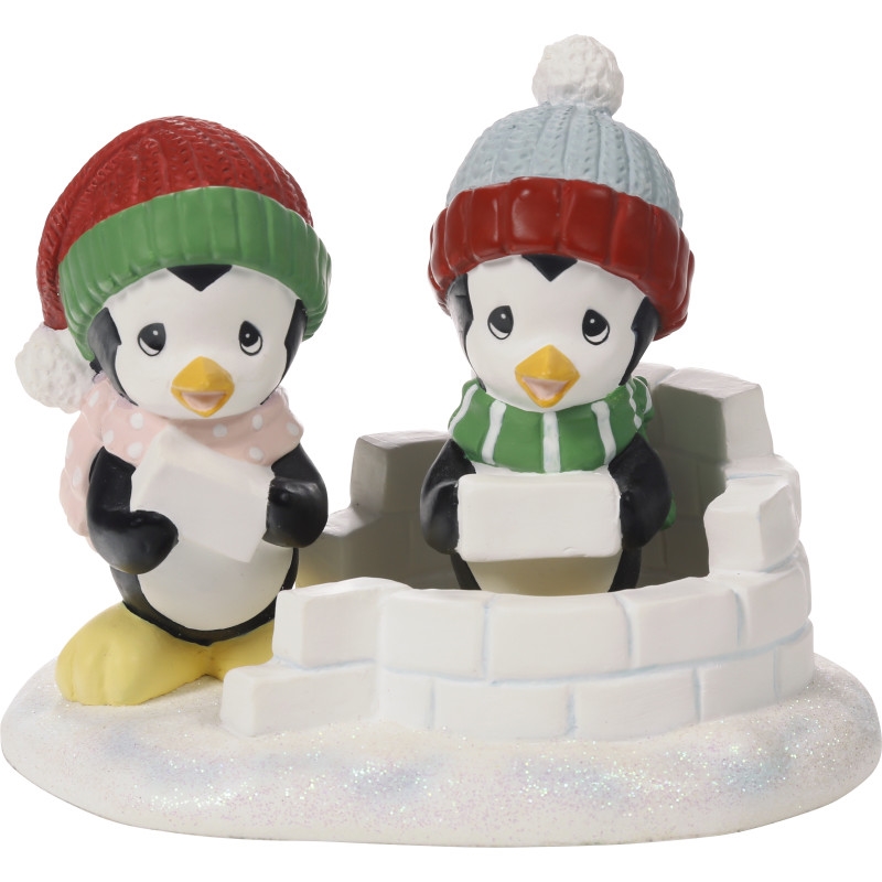 231045  We Make A Cool Team Resin Figurine