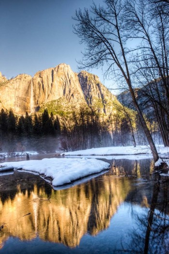 PDDUS05TNO0060 Yosemite Falls Reflection in Merced River Yosemite California Poster Print by Tom Norring - 25 x 38 in.