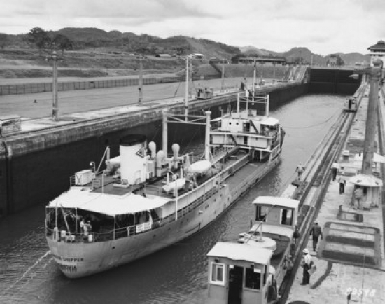 Panama Canal Pamana Poster Print - 18 x 24 in.