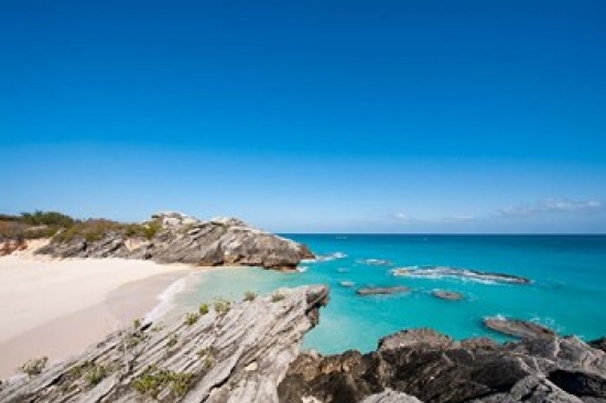 PDDCA07MDE0134 Stonehole Bay Beach Bermuda Poster Print by Michael Defreitas - 35 x 23 in.