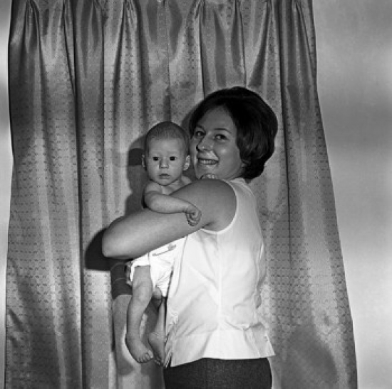 Mother & Baby Poster Print - 18 x 24 in.