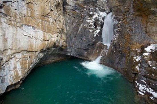 PDDCN01DWA0009 Waterfall Johnston Canyon Banff Np Alberta Poster Print by David Wall - 29 x 19 in.