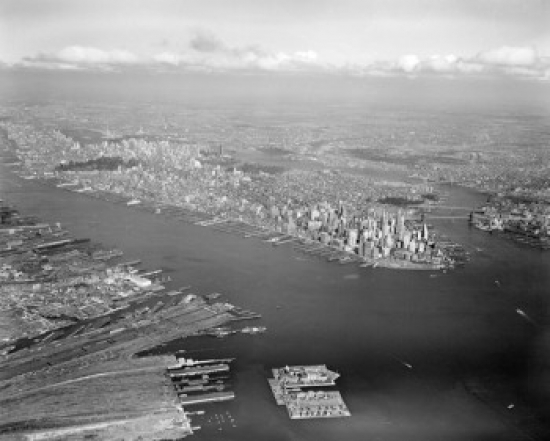 USA New York State New York City View From Over New Jersey Showing Manhattan & Part of Brooklyn & Queens - 18 x 24 in.