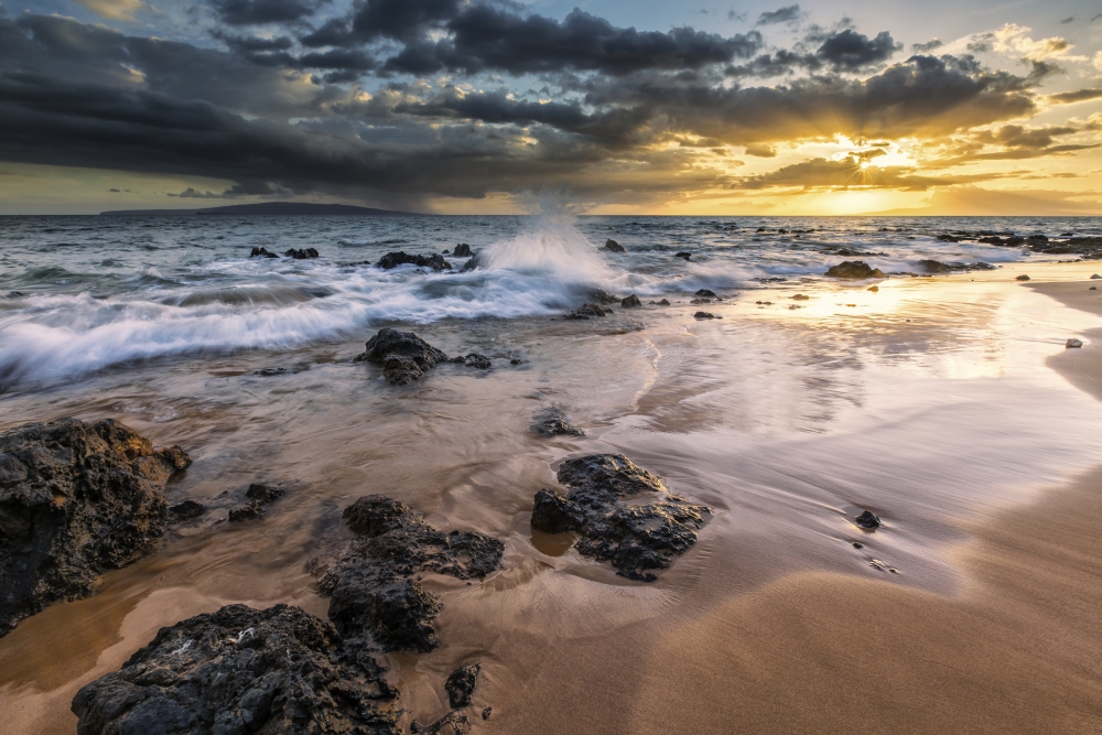 Water Splashing On The Beach with A Golden Sunset Over The Ocean - Hawaii United States of America Poster Print by Scott Mead, 19 x 12